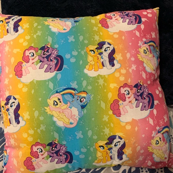 My Little Pony Decorative Pillow. - Picture 2 of 2